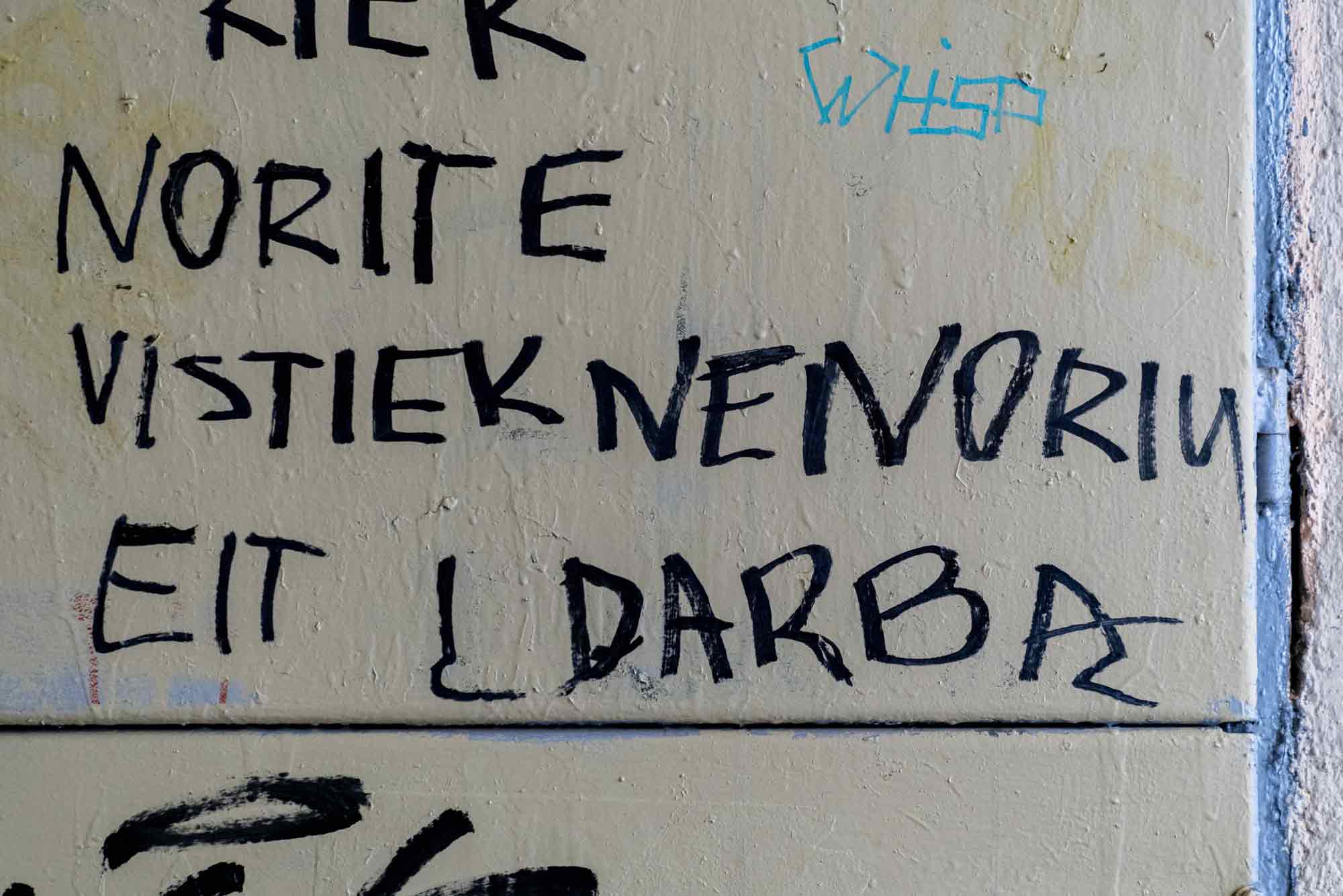 NENORIU Į DARBĄ - originalas - NU IR KAS