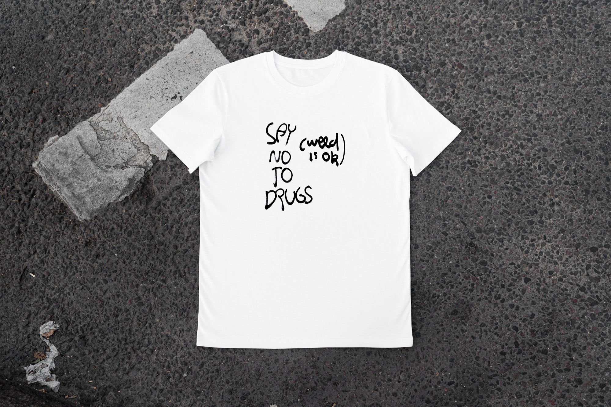 WEED IS OK • marškinėliai