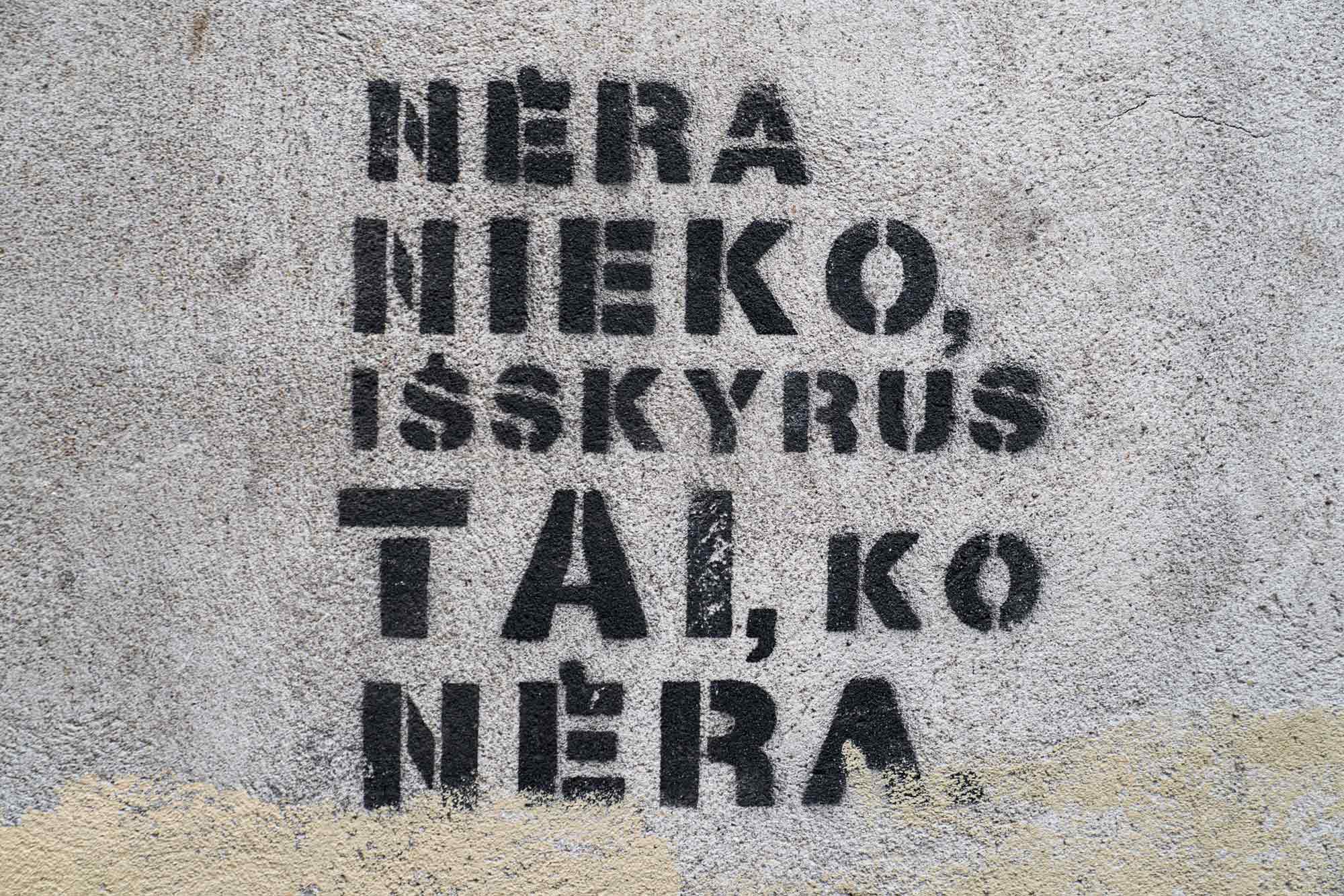 NĖRA NIEKO - originalas - NU IR KAS