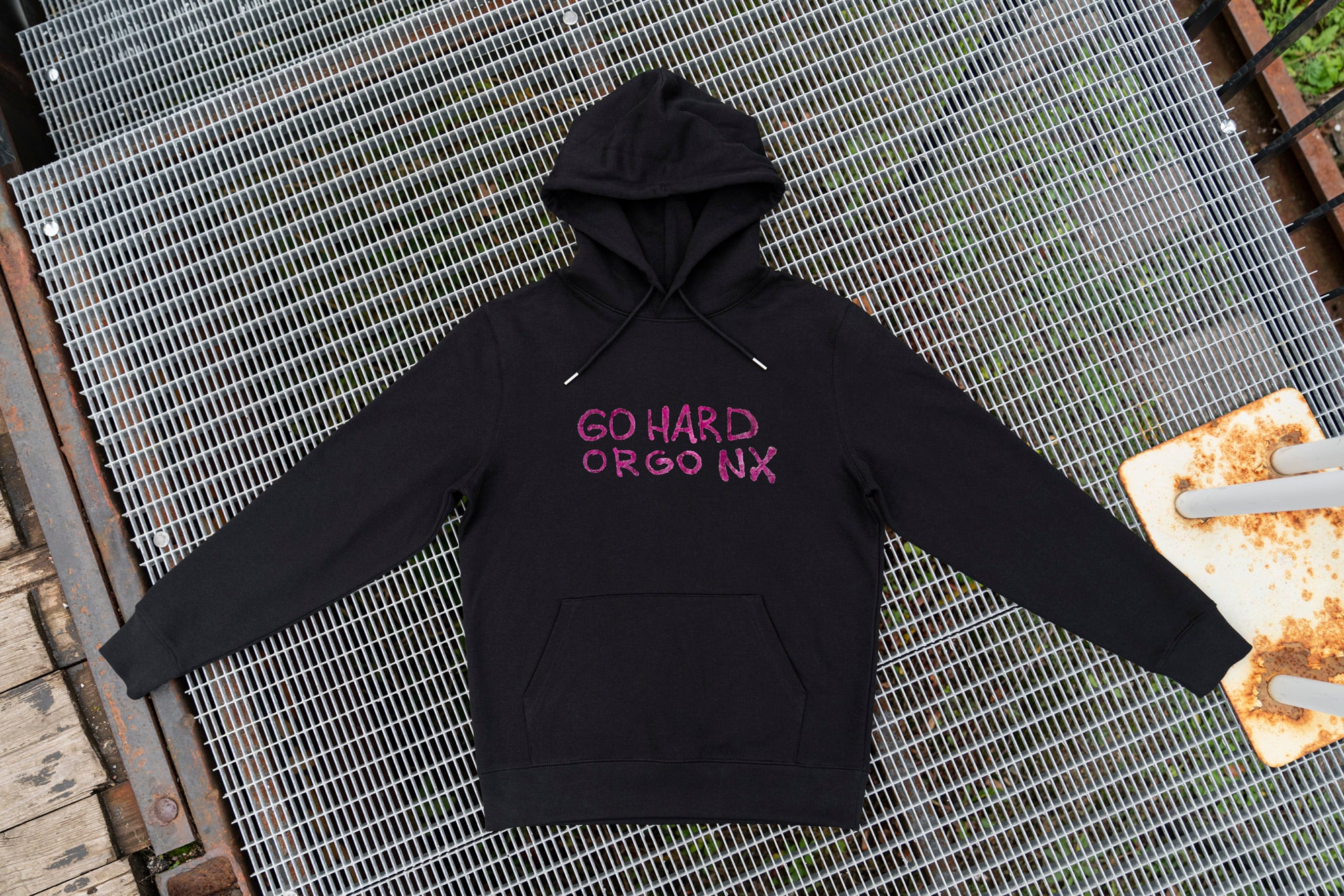 GO HARD • džempas