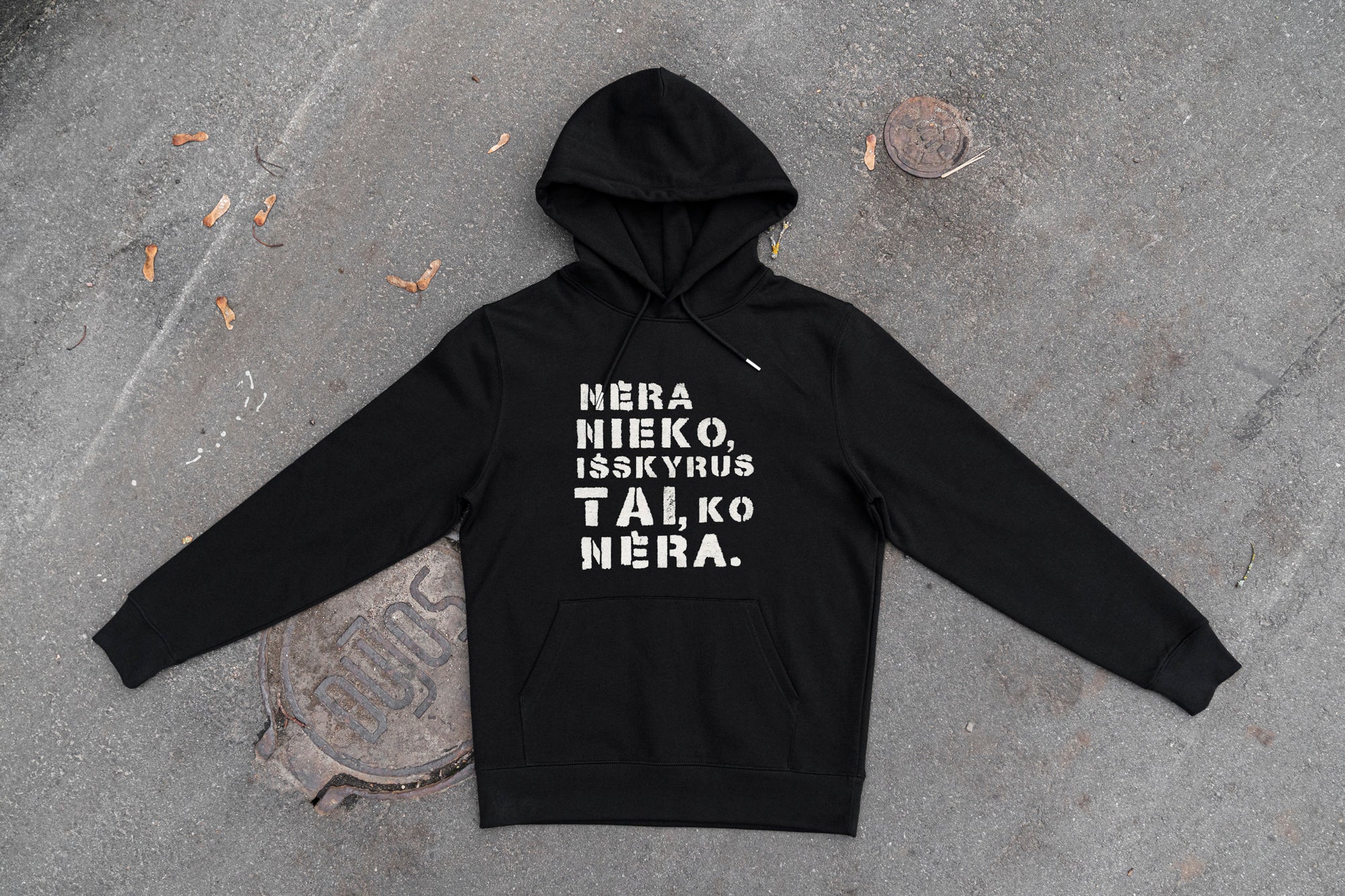 Nieko nėra • džempas