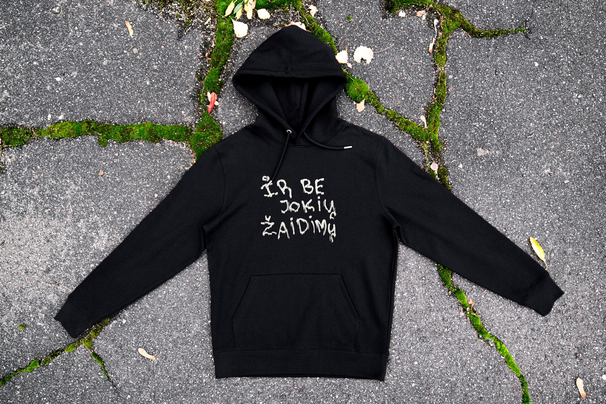 Jokių žaidimų • džempas